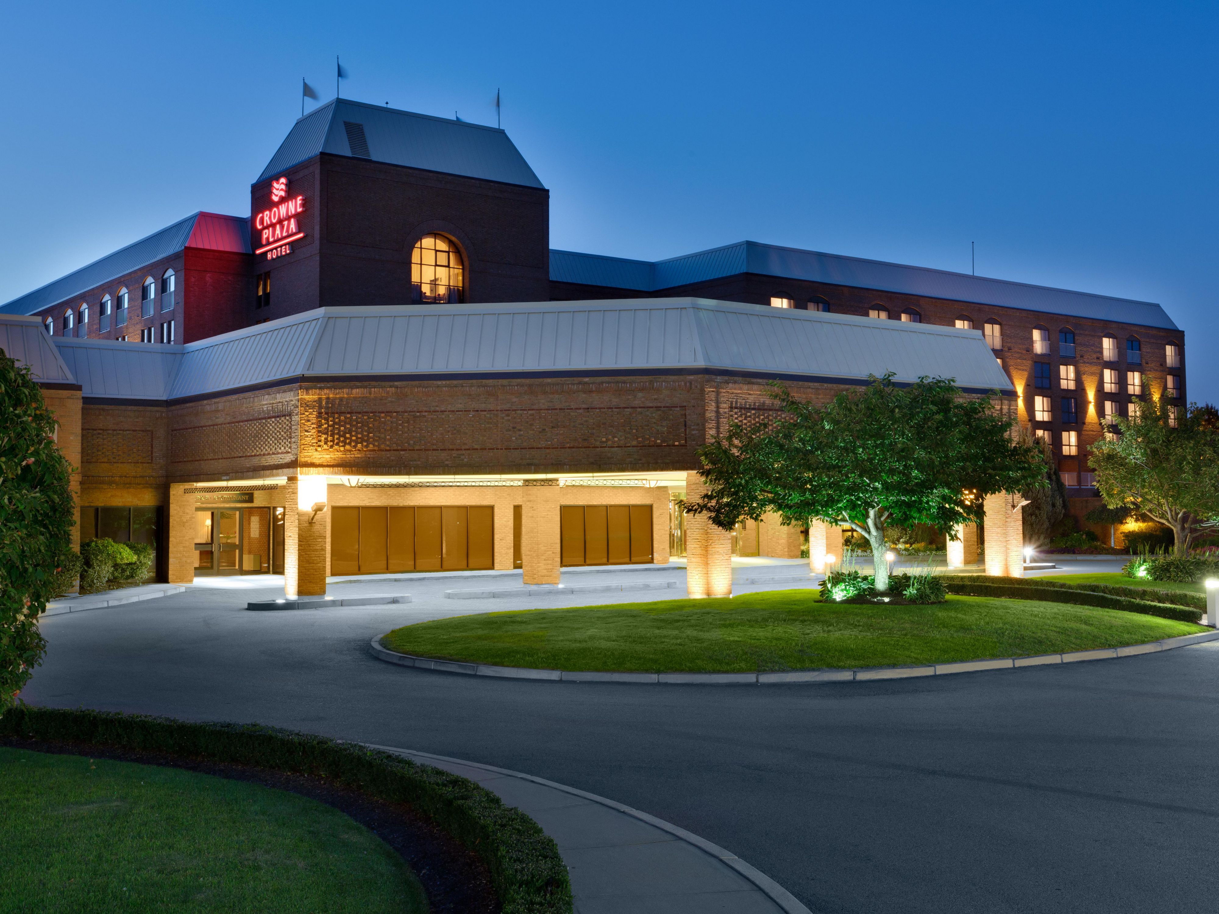 Pictures of the Reunion Hotel